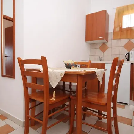 公寓 By The Sea Milna, Hvar - 8795