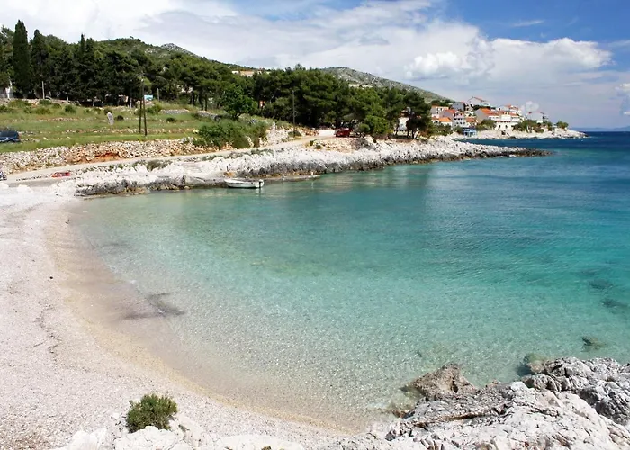 Apartment By The Sea Milna, Hvar - 8795 Milna (Hvar)