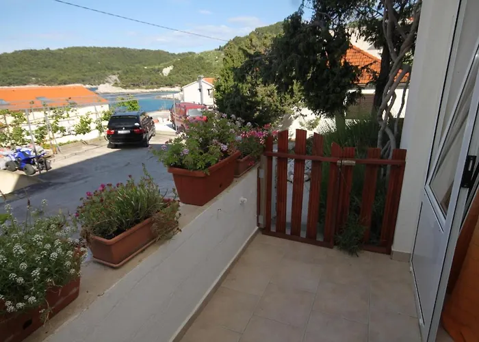 By The Sea Milna, Hvar - 8795 * 米欧纳